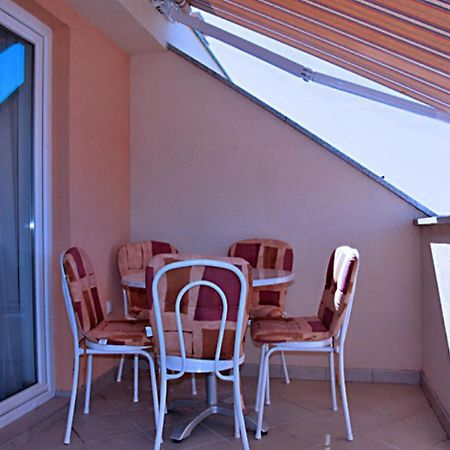 Apartments And Rooms By The Sea Tucepi, Makarska - 6058 외부 사진