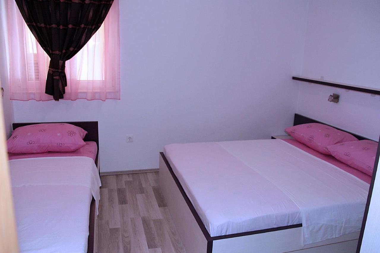 Apartments And Rooms By The Sea Tucepi, Makarska - 6058 외부 사진