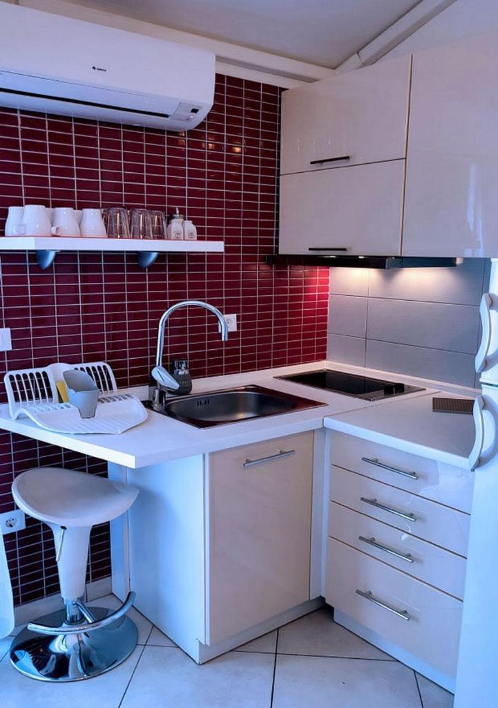 Apartments And Rooms By The Sea Tucepi, Makarska - 6058 외부 사진