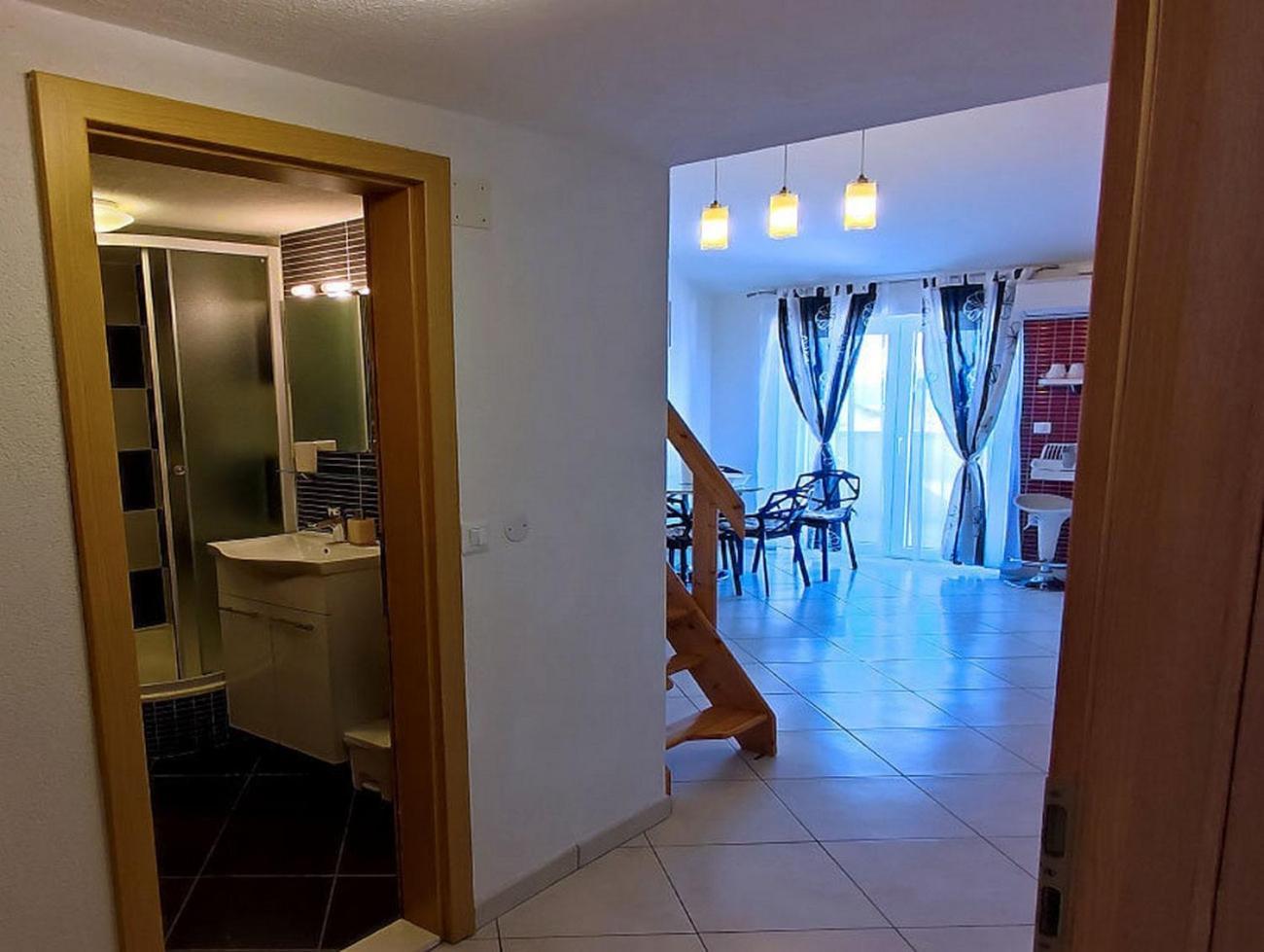 Apartments And Rooms By The Sea Tucepi, Makarska - 6058 외부 사진